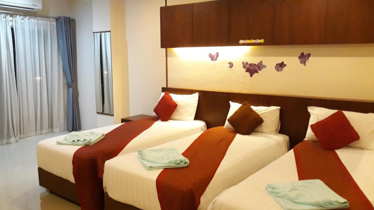 7 Sky Residency Hotel Patong Buitenkant foto