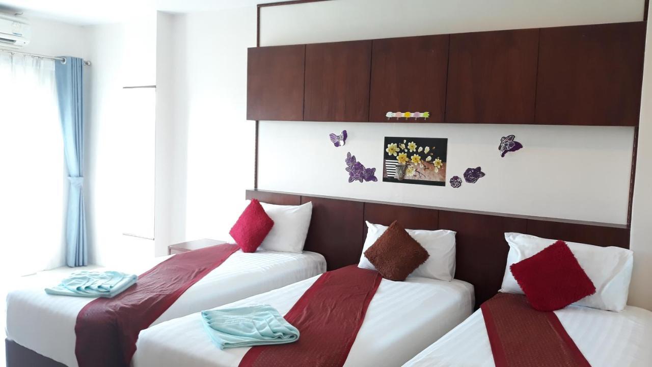 7 Sky Residency Hotel Patong Buitenkant foto