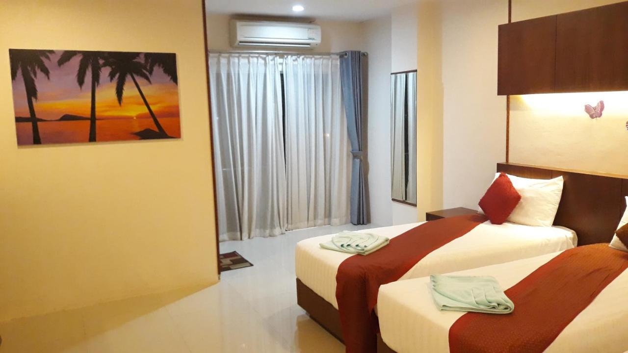 7 Sky Residency Hotel Patong Buitenkant foto